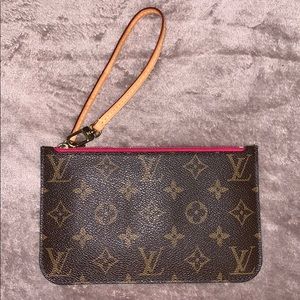 Louis Vuitton Neverfull Wristlet